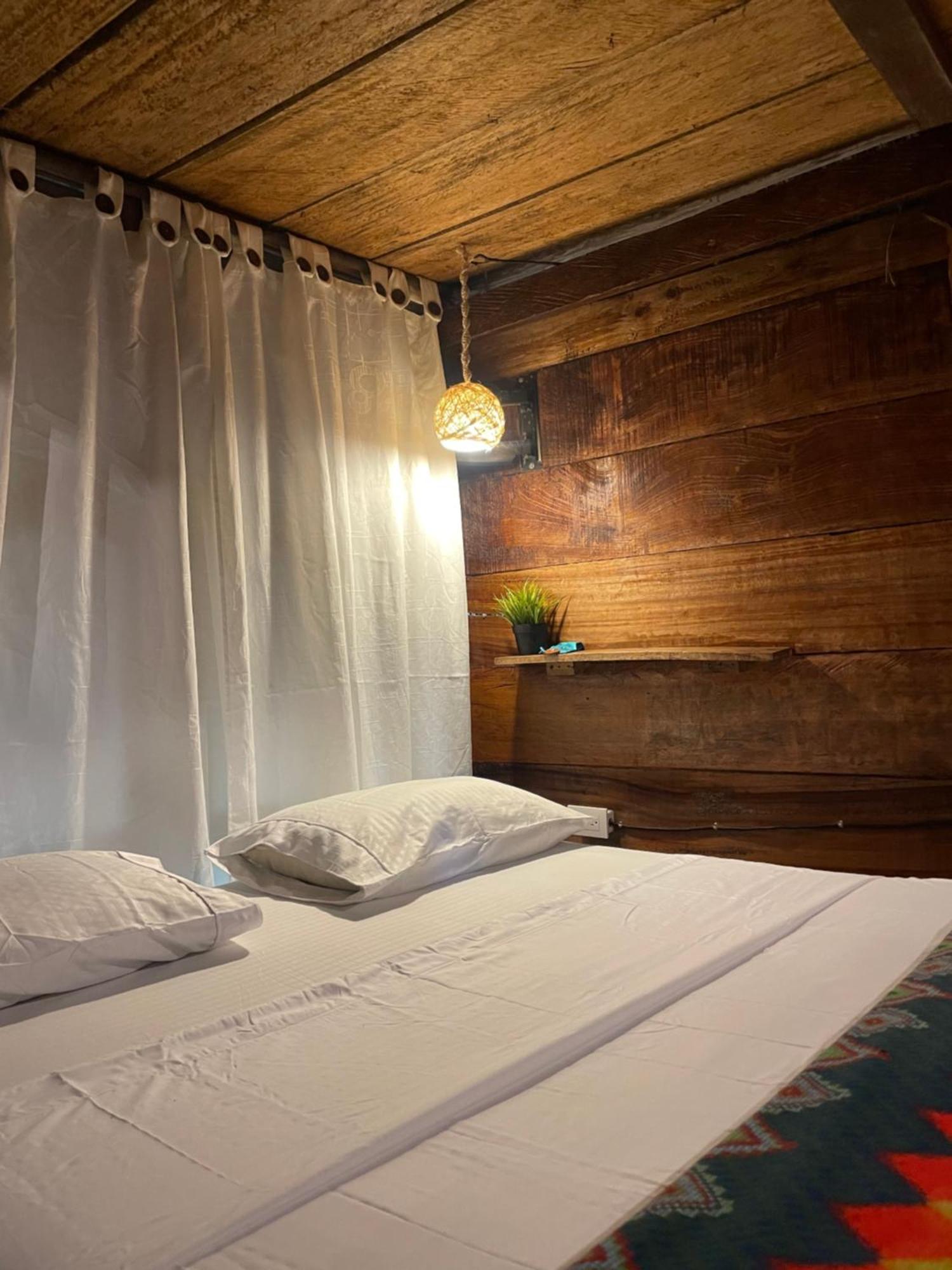 Chill And Surf Mendihuaca Hotel Guachaca Exterior foto