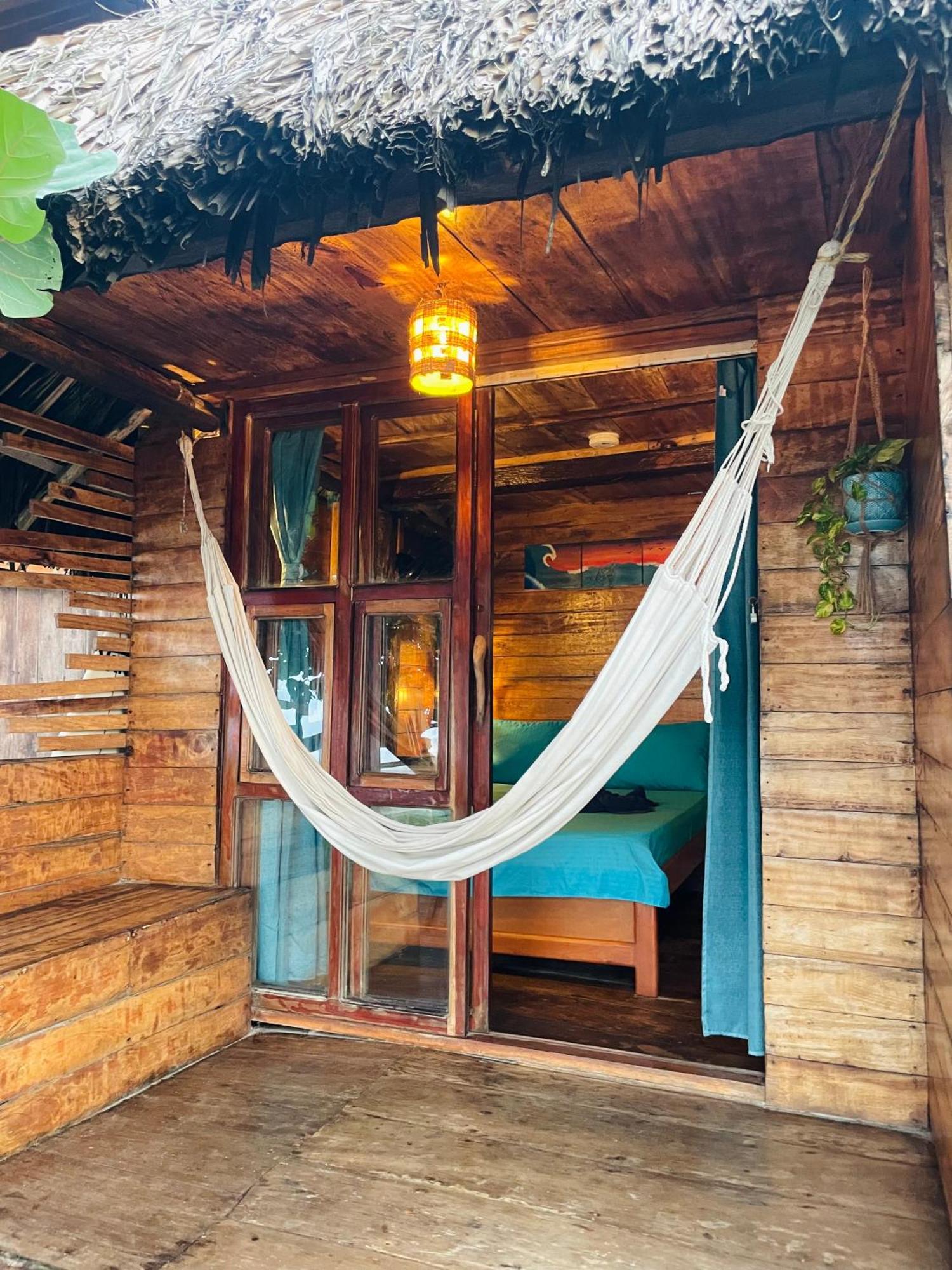 Chill And Surf Mendihuaca Hotel Guachaca Exterior foto